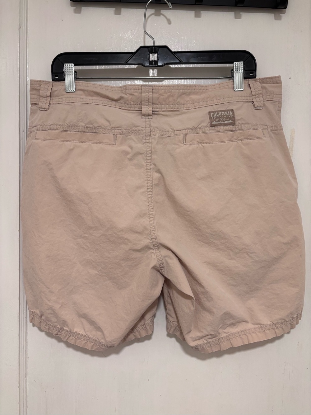 Men's Flat Front Cotton Shorts in Light Beige - Picture 3 of 4